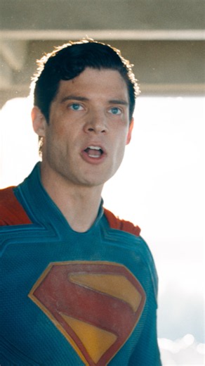 Nadie mejor que un kryptoniano para darnos una lección de humanidad. #Superman ya está disponible. #QueVer #CineEnTiktok