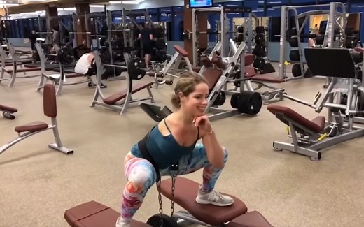 Gym Equipment With One Arm 单臂健身器械-史密斯机，深蹲压力机，负重带