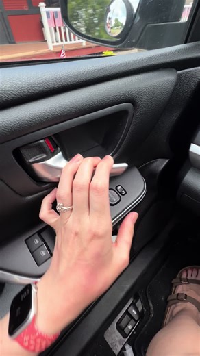 #donatedontdump #donate #blessingboxdonation #donationbox #comunity