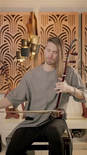 Naruto Shippuden OST - Utsusemi (Man Of The World) - Emotional Erhu Cover by Eliott Tordo