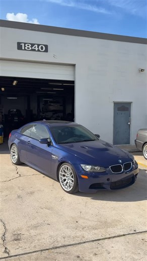 Curtis Engel on Instagram: "Broken valve spring! Recently towed into us with a bad misfire, we diagnosed this broken spring and of course while you’re in there…. @nrw_design_ valve covers, all new seals, and new vanos caps. Sealed back up, fresh oil and spark plugs, and we are back making V8 power! . . #WTFmotorsports #bmwclassic #E90M3CRT #E9x #m3 #carbonracingtechnology #respectyourelders #mpactcota #mpacteast #bmwmotorsport"