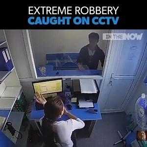 21K views · 289 reactions | OH MY GOD .....>> 略EXTREME ROBBERY CAUGHT ON CCTV | Live News | Facebook