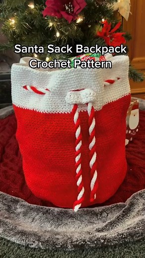 4.4K views · 44 reactions | The Santa Sack Backpack is adorable and perfect for the holiday season! Have you made one yet? Learn more: https://www.nickishomemadecrafts.com/crochet-santa-sack-backpack/ #crochet #crocheting #crochetcommunity #learntocrochet #christmascrochet #santabag #crochetbag | Crochet Patterns & Tutorials by Nicki's Homemade Crafts | Facebook