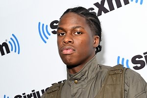 Daniel Caesar Reflects On 2019 Backlash: "I Deserved It"