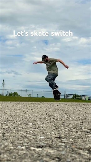 Let’s skate switch #skateboarding #skateboardvibes #skate #skateboard