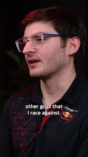 The sim racing hardware choice of a professional sim racer