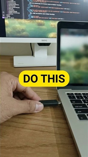 The best MacBook monitor for professionals? (Ft. BenQ GW2790QT Setup)
