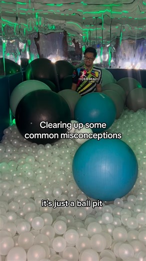 MISH MASH Adventures - Challenge Room Facility on Instagram: "Hope this helps😅🤩 Hot take: challenge rooms are the new escape rooms🔥 What is a challenge room facility or “challenge arcade” exactly? Well, instead of one or two themed rooms to escape, we have over 15! Each room contains a completely different themed puzzle. Puzzles range from riddles, to obstacle courses, to hand-eye coordination tests💪👀 MISH MASH Adventures in Fox Valley Mall in Aurora, IL is the perfect choice for corporate 