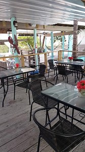 La Jamaca Hotel y Restaurante La Parguera Lajas PR Para reservas 787-899-6162 | La Jamaca Hotel