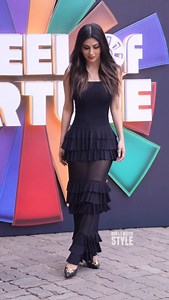 Mouni slayed in a black fit👀🔥 #mouniroy #bollywoodstylefile #sk | Bollywood Style File