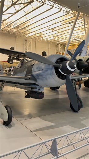 Two fantastic examples of Kurt Tank’s machine - and bonus points to those who know the Rũstsatz kits for each bird? #ww2 #luftwaffe #fw190 #smithsonian #rafmuseum | Daniel J Wheatcroft