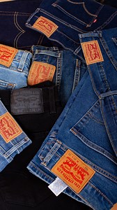 Si hay un jean que nunca pasa de moda, es este. 👖🔥 Los Levi’s 501 tienen el fit perfecto, combinan con todo y siempre se ven bien. ¿Aún no tienes los tuyos? No sé qué esperas. 😉 #Levis501 #jeansfashion #DenimForever | ORIGINAL SHOP