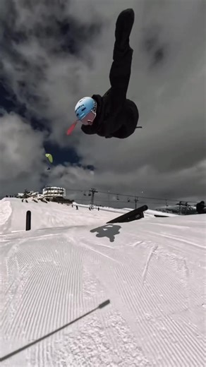 #snowboard #snowboarding #fyp #wintersports #snow 🏂 Riders: @Moritz Boll @MarcusKleveland @Zeb Powell @Jonas Hasler | 🏂🇨🇭 Halldor Helgason