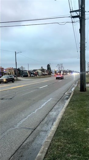 Shelby TWP Police Responding Code 3
