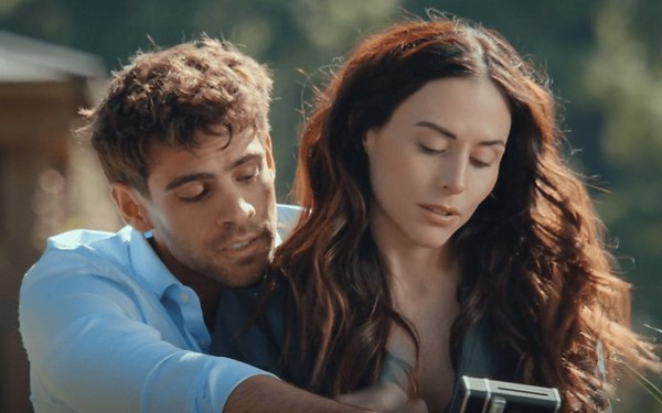 A nova série de suspense  18 que está em alta na Netflix