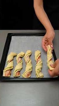 I taught all my friends how to make this puff pastry appetizer!