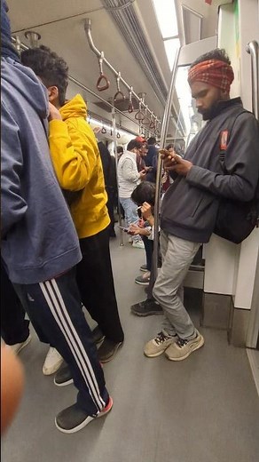 Delhi Metro Travel Vlog | DMRC Stations Tour | India’s Best Public Transport | Travel Vlog #train