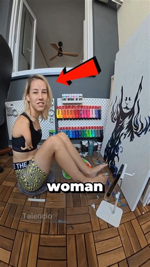 She has no arms but Her Art is Legendary 😍✨ #shorts