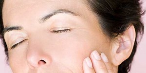 How to do an anti-ageing facial massage