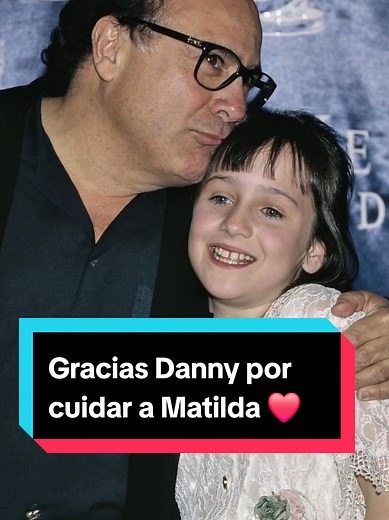 Danny DeVito cuida de Matilda en el rodaje