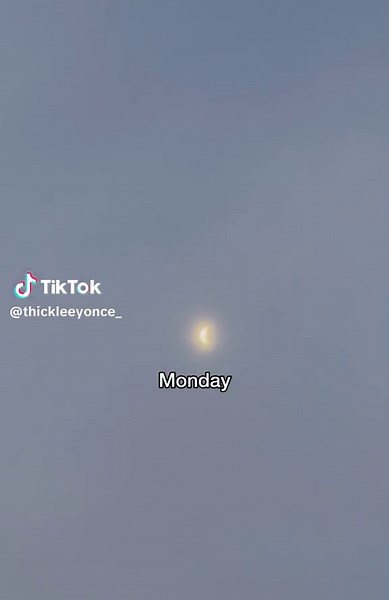 Moonlight Magic: Enhancing Your Mood with the Beauty of the Moon