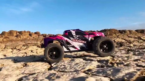 1:18 Scale RC Cars for Adults, 40KM/H Fast RC Cars 2.4Ghz Remote Control Car, 4X4 Off-Road Waterproof Monster RC Truck, Remote Control Truck with 2 Shells and 2 Rechargeable Batteries