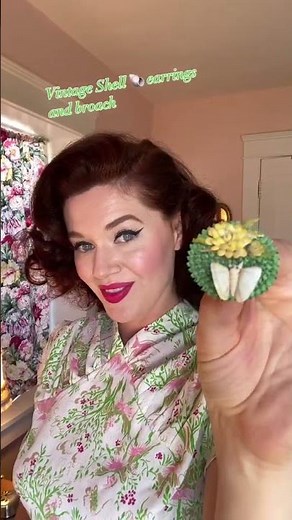 Get ready with me as i style this 1940's style Rayon dress i made recently.