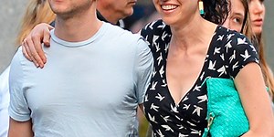 It's Official... Joseph Gordon-Levitt is married