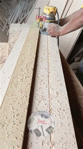 El truco perfecto para hacer canales rectos con rebajadora 🔥 #TICSdeBricolaje #shorts #shortvideo