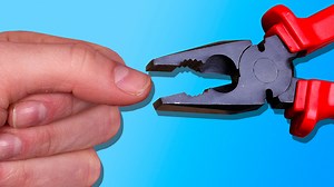 2.2M views · 5.5K shares | 20+ awesome hacks that will be useful in everyday life. | 5-Minute Crafts Men | Facebook