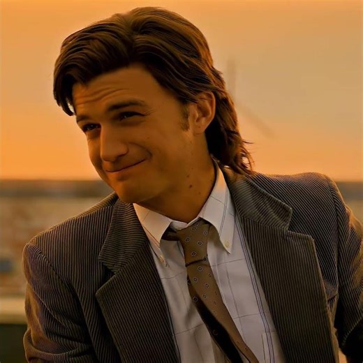 Steve Harrington and Robin Buckley | Stranger Things edit