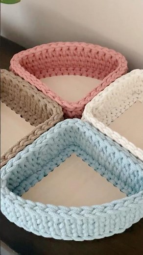 New Crochet Corner Basket Tutorial #crochetbasket #crochettutorial #basketmaking #diybasket