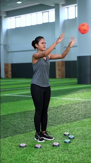 Dual Task with Tap Blue 🧠🦵 #brainbodytraining #dualtaskchallenge #SPOTsmartmoves #rehabgoals