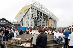Leeds news: Fans react to away ticket prices v Bristol City