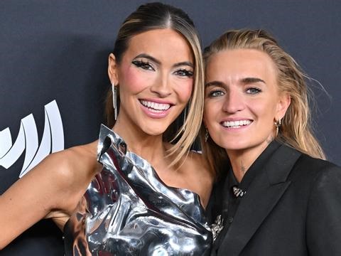 23K views · 70 reactions | Chrishell Stause gets candid about her pregnancy journey with G Flip telling fans on Instagram she’s started another round of in vitro fertilization (IVF). bit.ly/4ncaHy9 | E! News | Facebook