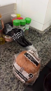 Without the need for another material or complication, it preserves the bread easily and quickly✅ #reelsviral #DIYHacks #lifehacks | Family Spark