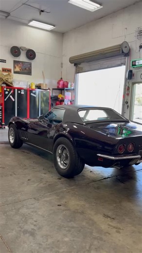 For Sale: 1969 Chevrolet Corvette – Matching Numbers 350 / 4-Speed Manual 📍 Valley Center, CA Up for sale is a classic 1969 Chevy Corvette – a solid, matching-numbers C3 with great potential. Whether you’re looking for a restoration project or a fun weekend cruiser, this car has the right foundation. 🔧 Specs & Highlights: • Matching Numbers 350ci Small-Block V8 • Factory 4-Speed Manual Transmission • Originally Riverside Gold – now painted Dark Purple (older repaint) • 4-Wheel Disc Brakes • Ra