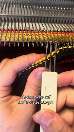 Einblick ins Strickstudio...Stricken auf der Strickmaschine