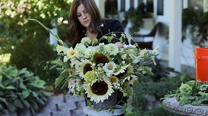 Our Sunflower Growing Set-Up & Making a Bouquet! 🌻🌿💚 | Garden Answer