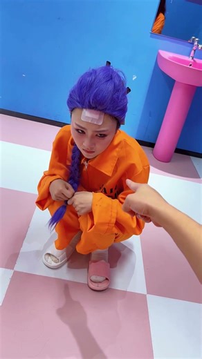 The righteous Qin Yu protected Rumi with courage#kpop#kpopdemonhunters#huntrix