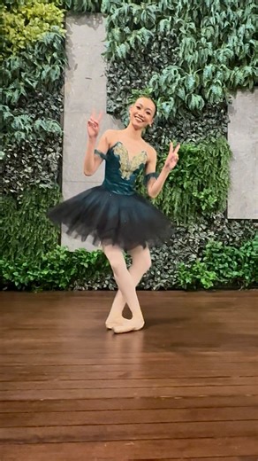 🥰🥰🥰 Congratulations #TeamBDA P’Bubbib (BDA Soloist Intensive Student) winning one of the most prestigious section at #27thAsiaPacificDanceCompetition in Singapore! 👏🏻 🏆2nd Place - Betty Tilley Championship - 16 years and above Choreography: BDA Teacher Lordfai & Teacher Air ✨ นักเต้น #สถาบันบางกอกแดนซ์ ตัวแทนประเทศไทยกว่า 143 คน คว้า 61 รางวัล รวมรางวัลใหญ่สุด 2 รางวัล และรางวัลพิเศษอีก 4 รางวัล จากการแข่งขันนานาชาติ #AsiaPacificDanceCompetition ครั้งที่ 27 ณ ประเทศสิงคโปร์ วันที่ 14-17 สิ