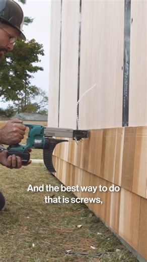 The three layers that we chose for the sheathing, insulation and cladding on the L.L. Bean barn build were installed with durability and de-installation in mind. This 24’ x 24’ barn was raised and taken down to be rebuilt next year. A unique project with some very interesting design and construction intricacies-we don’t typically build with unbuilding in mind! • • • • #timberframe #timberframing #education #course #housebuilding #homebuilding #woodworking #shelterinstitute #explore #construction