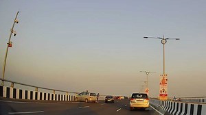 WATCH: Sight of people flouting rules on India’s longest sea bridge takes internet by storm