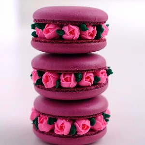 135K views · 949 reactions | The most beautiful macaroons we've ever seen!  | MetDaan | Facebook