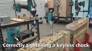Tool Tip: Tightening a single sleeve keyless chuck For more videos head to: http://bit.ly/2xjwNc9 | Makita Australia