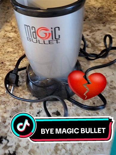 I was ready to make a smoothie and my Magic Bullet broke mid-blend… so now it’s yogurt and fruit instead 🥣🍓🥴 Healthy eating still happened, just not the way I planned. If you’ve ever had a kitchen fail while trying to eat better, this one’s for you 😭 @Magic Bullet Blender🔫🧑‍🍳 #smoothiefail #magicbullet #healthyeatinghabits #kitchenfail #cleaneats