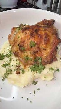 Chicken & Mashed Potatoes! #chickenrecipes #mashedpotatorecipe #cooking #shorts #texykitchen
