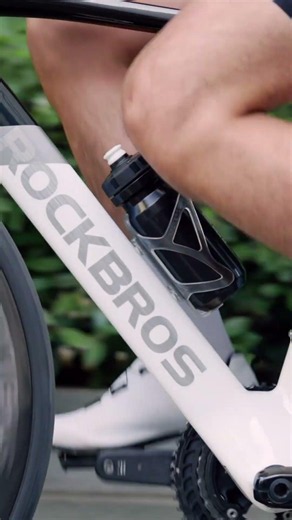 自転車 ボトルケージ ドリンクホルダー 軽量 35g 落ちにくい ペットボトル対応 横揺れ 段差 グラベル ROCKBROS ロックブロス #サイクリング #グラベル #ロードバイク #mtb