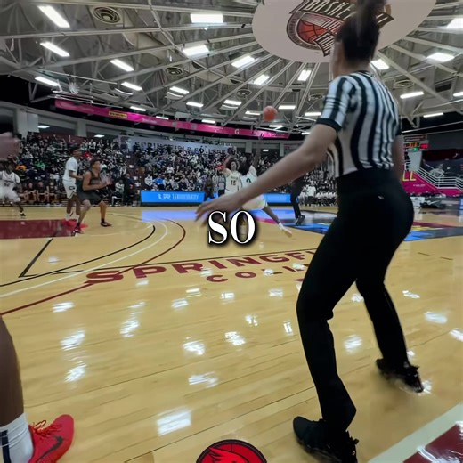 Bryce jame is tuff //audio//@Clout ✞ //screen//@twizzy.logoless #brycejames #mixtape #highschool #basketball #fyp