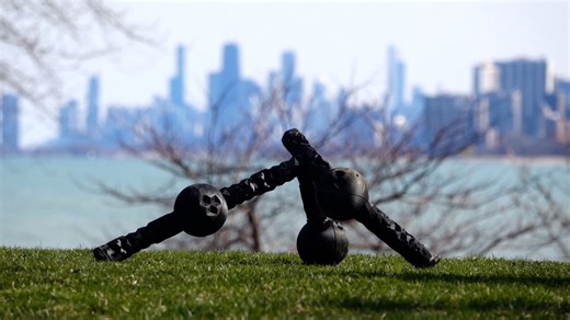 RAW VIDEO: Engineers create 'alien-like' AI robot that can evolve and repair itself